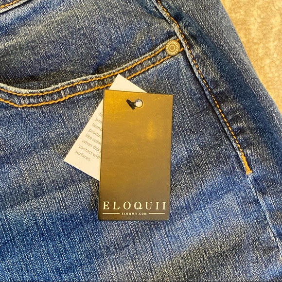 New Eloquii Classic Fit Stretch Mom Jeans - Picture 6 of 6